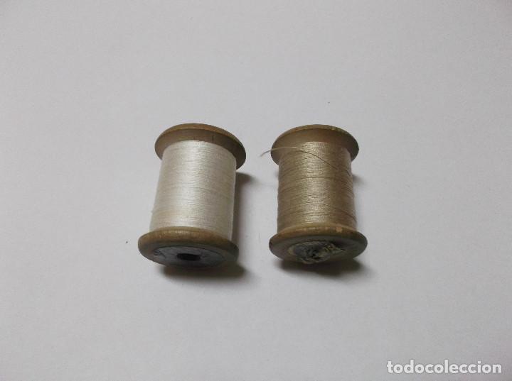 Coleccionismo: Dos carretes de hilo de madera Fabra y Coats - Foto 1