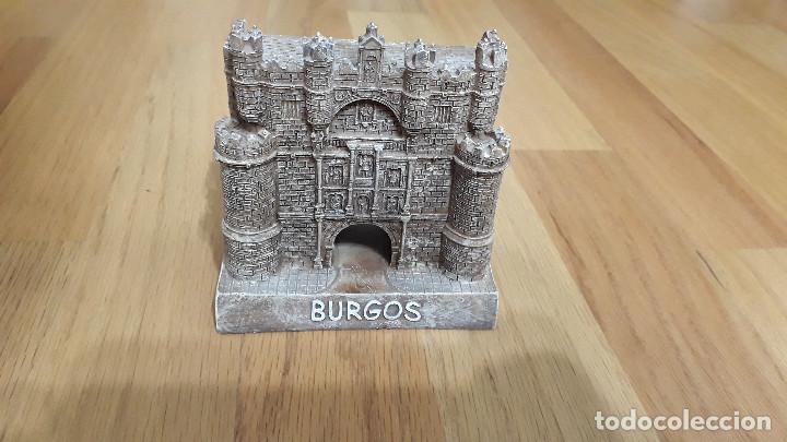 Coleccionismo: FIGURA PUERTA BURGOS - Foto 1