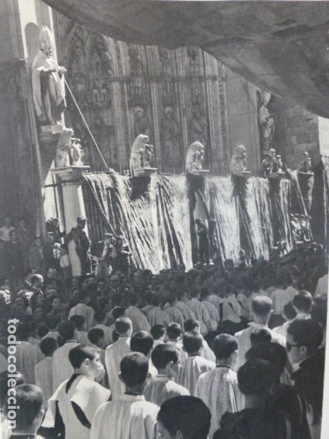Collecting paper: TOLEDO EL CORPUS CHRISTI ANTIGUA LAMINA HUECOGRABADO A&Ntilde;OS 50