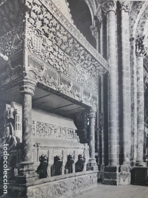 Colecionismo: AVILA SEPULCRO DE SAN VICENTE ANTIGUA LAMINA HUECOGRABADO A&Ntilde;OS 50