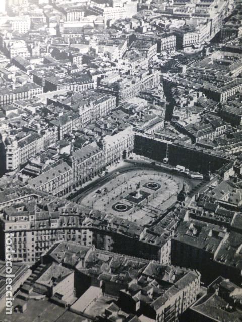 Collectionnisme: MADRID VISTA AEREA DE LA PLAZA MAYOR L&Aacute;MINA HUECOGRABADO A&Ntilde;OS 50
