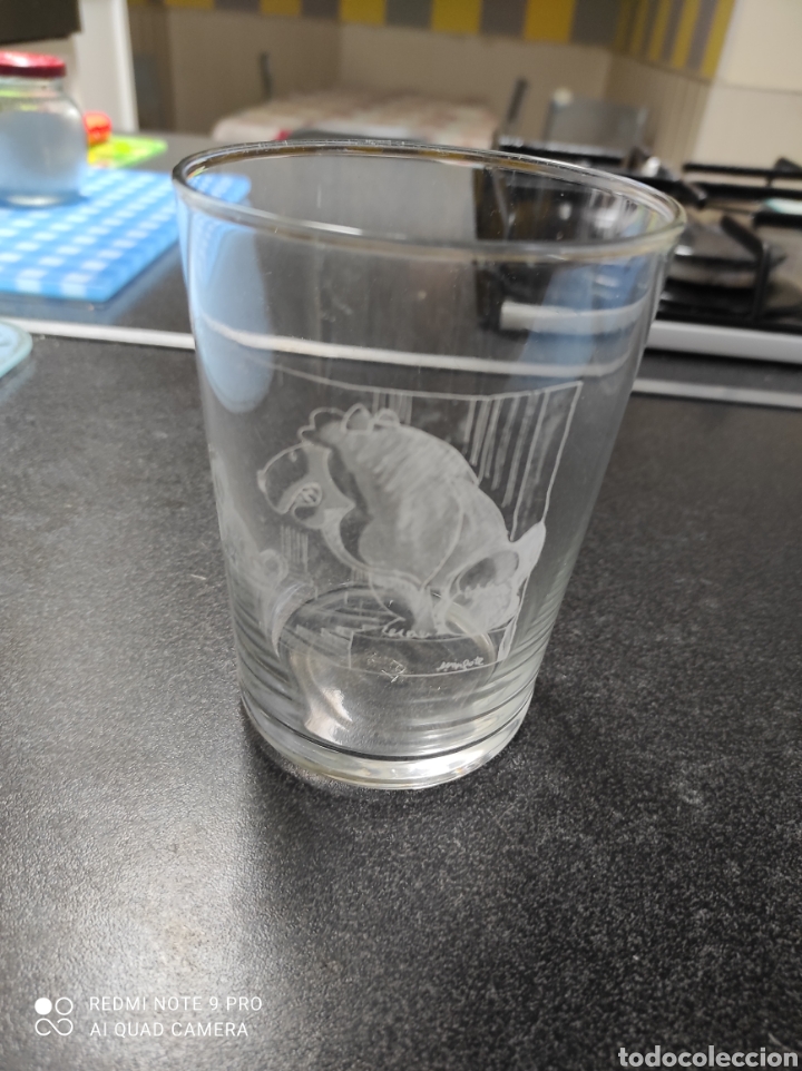 Coleccionismo: Vaso grabado firma Mingote - Foto 1