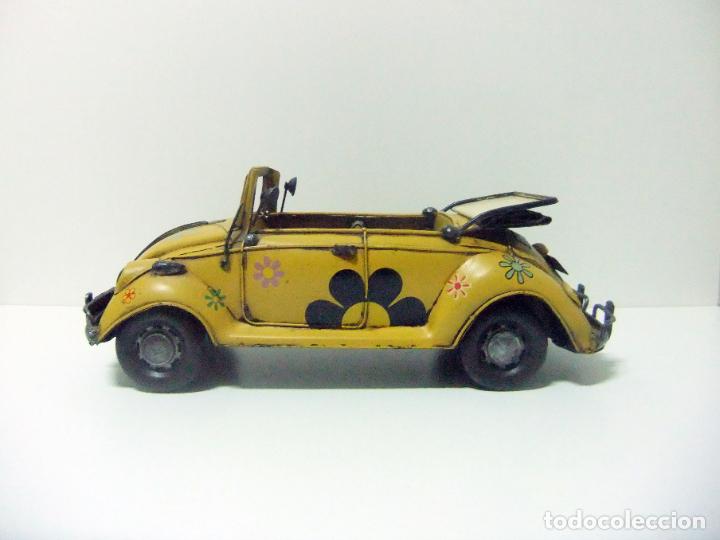 Coleccionismo: COCHE VOLKSWAGEN BEETLE CABRIO METAL CHAPA DECORATIVO DECORACI&Oacute;N VW ESCARABAJO FLOWER POWER JZS 342