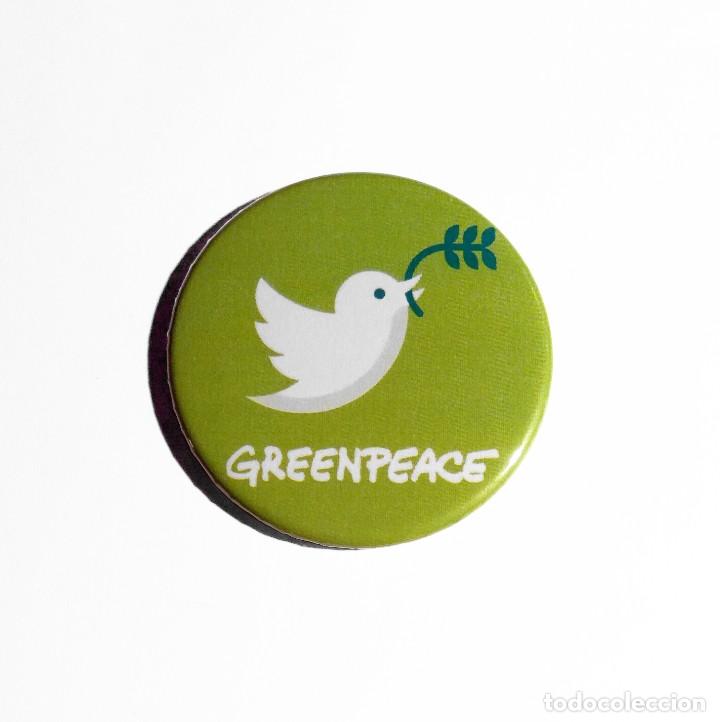 Coleccionismo: GREENPEACE - IM&Aacute;N NEVERA 59MM - Foto 1