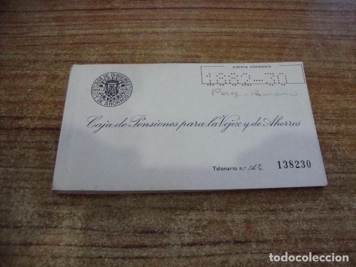 Coleccionismo: TALONARIO CAJA DE PENSIONES PARA LA VEJEZ Y DE AHORRO INCOMPLETO