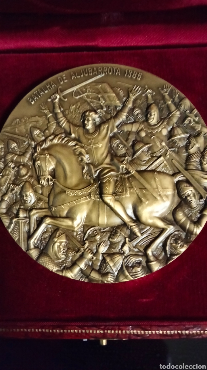 Coleccionismo: ESTUCHE CON MEDALLON EN BRONCE EN RELIEVE . - Foto 2