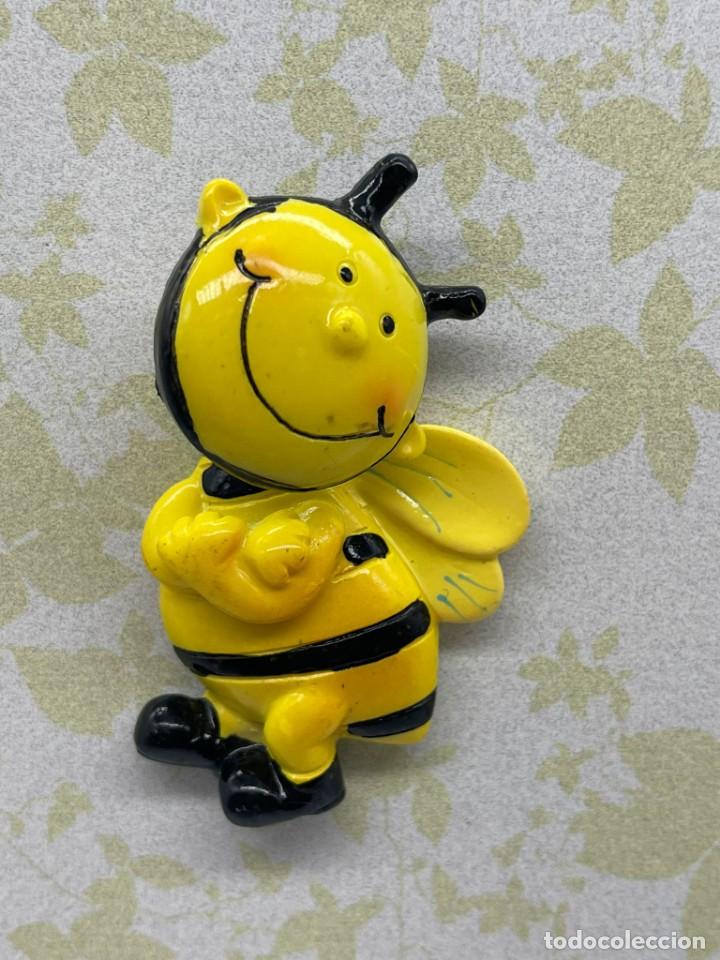 Coleccionismo: IMAN NEVERA ABEJA CABEZA MOBIBLE - Foto 2