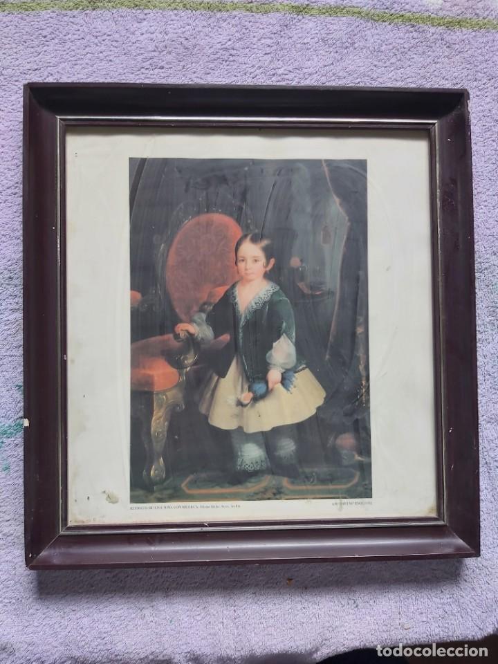 Coleccionismo: Retrato de ni&ntilde;a con mu&ntilde;eca. Esquivel. L&aacute;mina antigua. Marco antiguo de madera.