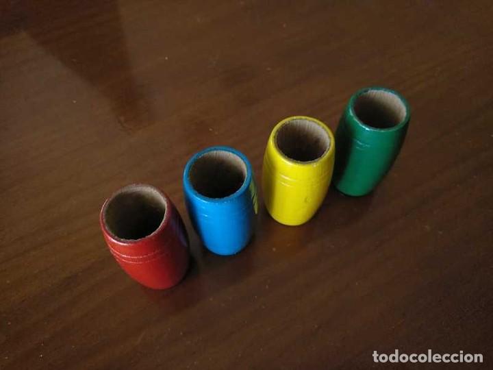 Coleccionismo: 4 CUBILETES DE MADERA - PARCHIS - - Foto 10