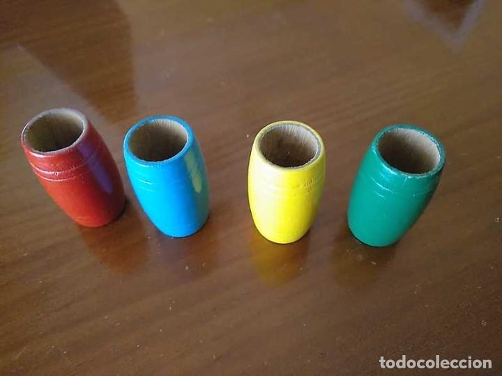 Coleccionismo: 4 CUBILETES DE MADERA - PARCHIS - - Foto 23