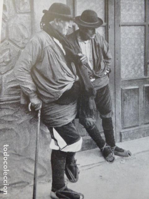 Colecionismo: ANSO HUESCA TIPOS ANTIGUA LAMINA A&Ntilde;OS 30
