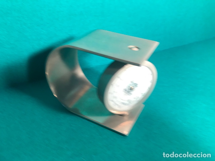 Coleccionismo: Term&oacute;metro de metal 9x7x5cm Ref C3/3 - Foto 2