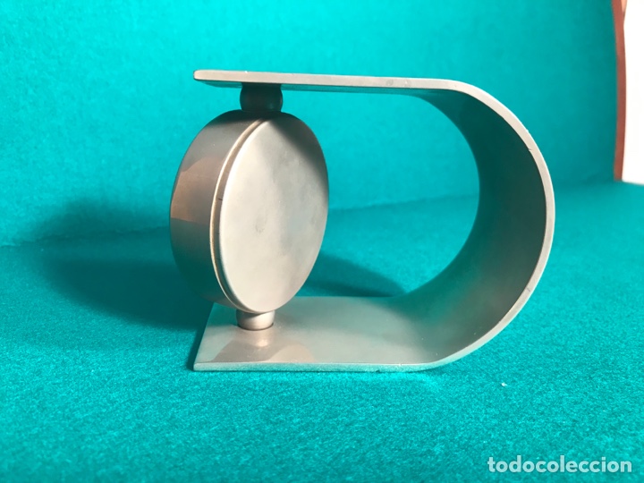 Coleccionismo: Term&oacute;metro de metal 9x7x5cm Ref C3/3 - Foto 3