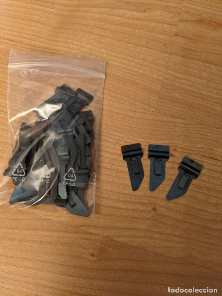 Colecionismo: BOLSITA CON 43 CLIPS DE PAPELER&Iacute;A ANTIGUOS