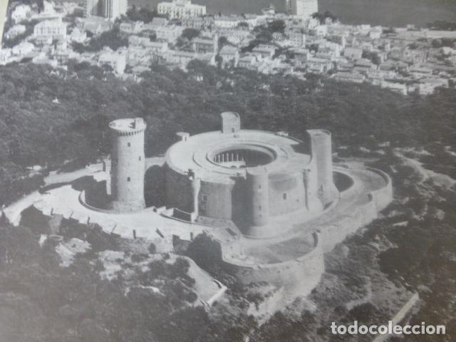 Colecionismo: PALMA DE MALLORCA CASTILLO DE BELLVER ANTIGUA LAMINA HUECOGRABADO A&Ntilde;OS 40