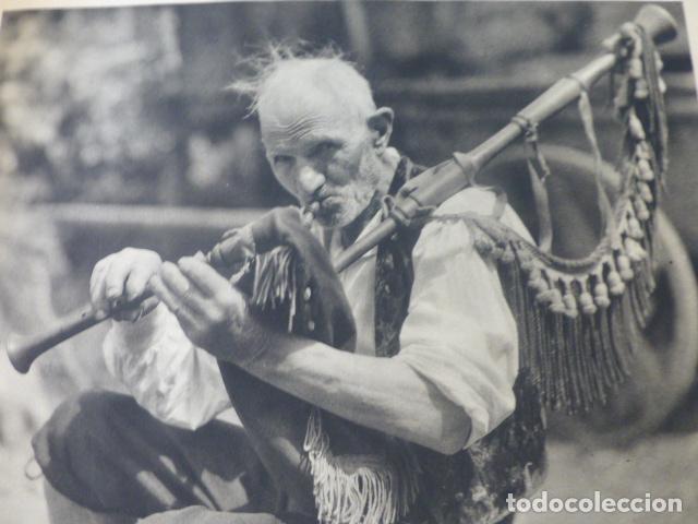Collezionismo: ASTURIAS GAITERO ANTIGUA LAMINA HUECOGRABADO A&Ntilde;OS 40