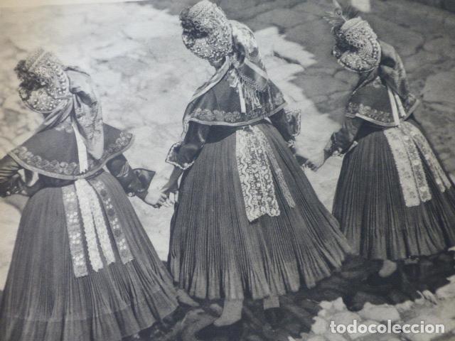 Coleccionismo: MONTEHERMOSO CACERES MUJERES ANTIGUA LAMINA HUECOGRABADO A&Ntilde;OS 40