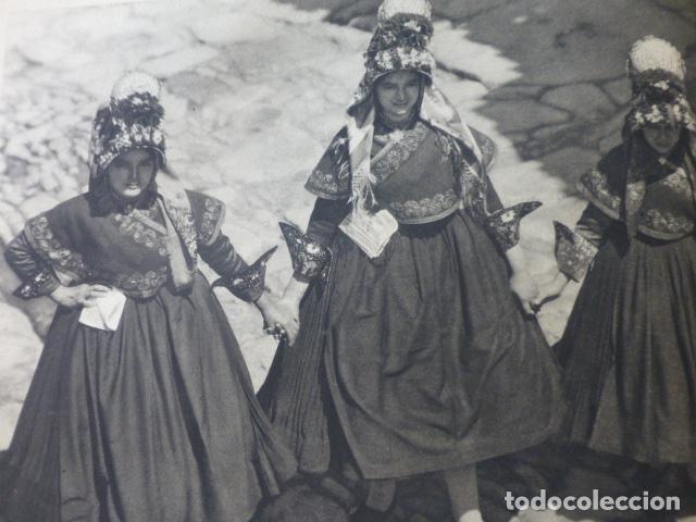 Collezionismo: MONTEHERMOSO CACERES MUJERES ANTIGUA LAMINA HUECOGRABADO A&Ntilde;OS 40