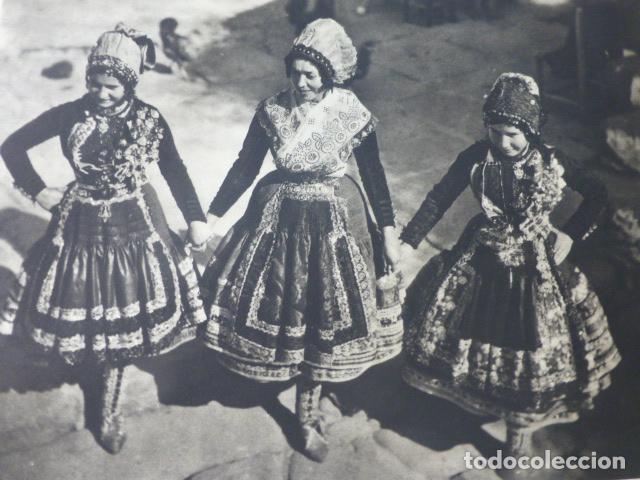 Collezionismo: LAGARTERA TOLEDO TIPOS LARGARTERANOS ANTIGUA LAMINA HUECOGRABADO A&Ntilde;OS 40
