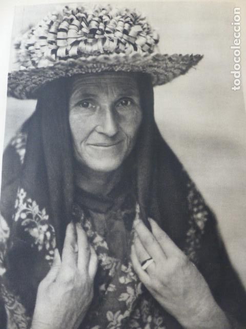 Coleccionismo: AVILA TIPO DE MUJER ANTIGUA LAMINA HUECOGRABADO A&Ntilde;OS 40