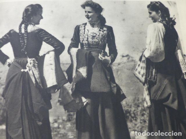 Colecionismo: EL RONCAL NAVARRA TIPOS RONCALESES ANTIGUA LAMINA HUECOGRABADO A&Ntilde;OS 40