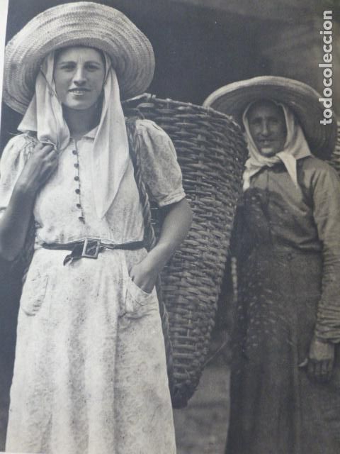 Coleccionismo: CANTABRIA MUJERES CON CUEVANOS ANTIGUA LAMINA HUECOGRABADO A&Ntilde;OS 40