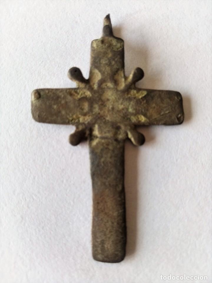 Coleccionismo: CRUZ MEDIEVAL - Foto 2