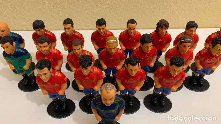 Coleccionismo: LOTE DE 20 FIGURAS SELECCI&Oacute;N ESPA&Ntilde;OLA DE F&Uacute;TBOL MUNDIAL SUD&Aacute;FRICA FIGURA MU&Ntilde;ECOS MINIGOLS ESPA&Ntilde;A
