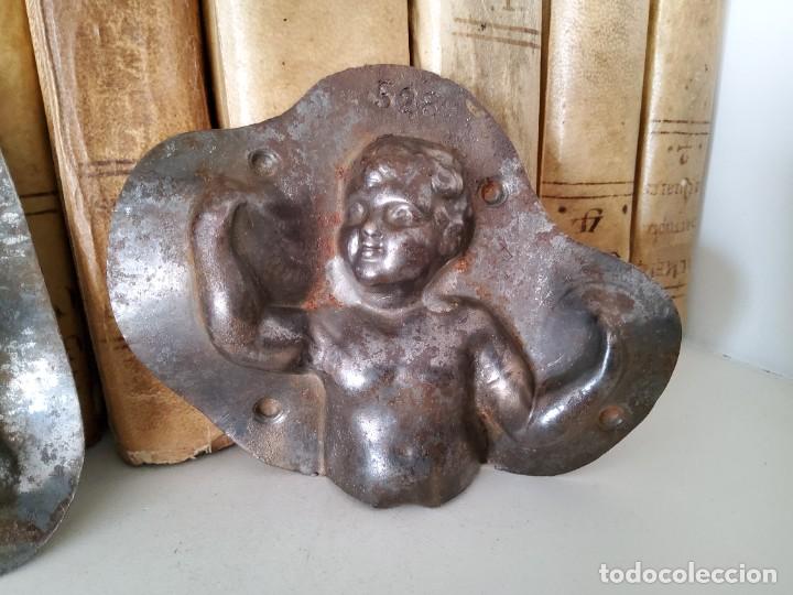 Coleccionismo: BONITO Y ANTIGUO MOLDE DE CHOCOLATE DE DOS PIEZAS, QUERUB&Iacute;N - Foto 8