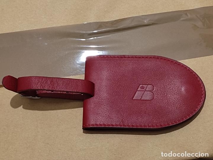 Coleccionismo: IBERIA INDICADOR MALETA PIEL ROJA ORIGINAL 60&acute;S AEROLINEAS AEREAS ESPA&Ntilde;A 10 CMS LARGO