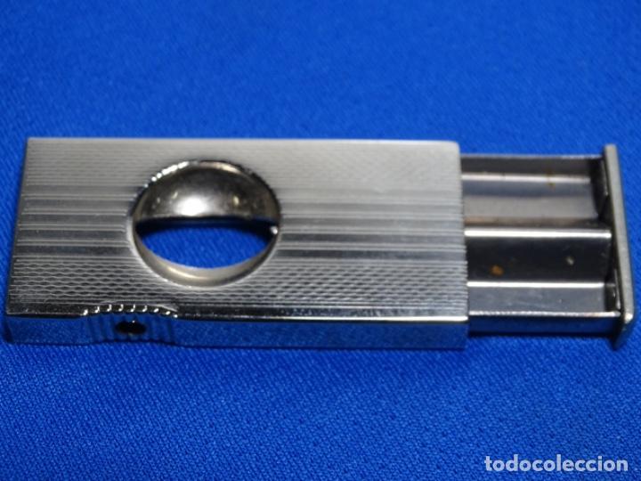 Coleccionismo: ANTIGUO CORTA PUROS DE METAL. - Foto 2