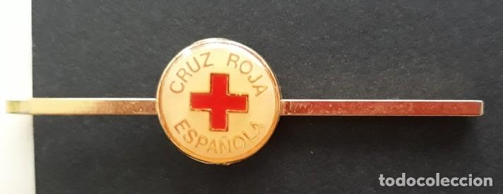 Coleccionismo: cruz roja - pasador de corbata / aguja / sujeta / - metal dorado y dibujo lacado - nuevo