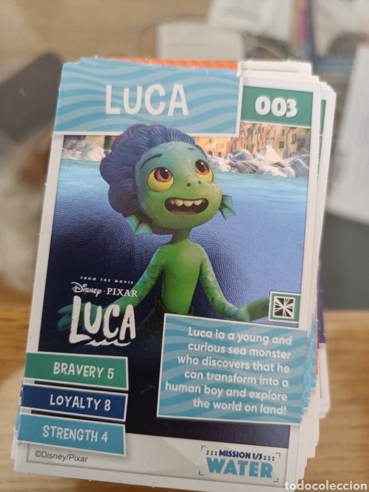 Coleccionismo: Lote de cromos de H&eacute;roes, Disney, Marvel - Foto 1