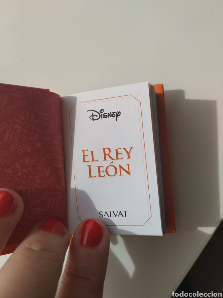 Coleccionismo: Libro en miniatura el rey le&oacute;n - Foto 5