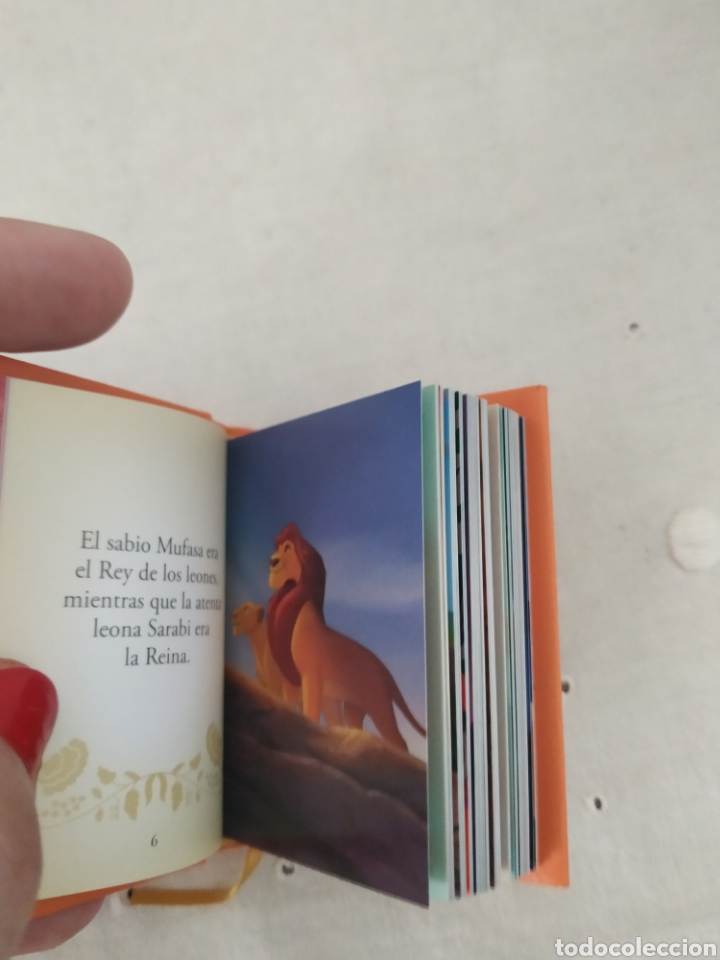 Coleccionismo: Libro en miniatura el rey le&oacute;n - Foto 9