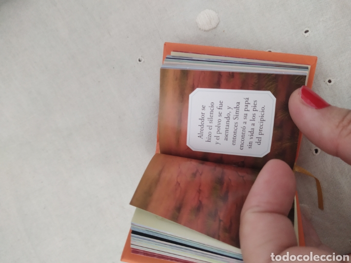 Coleccionismo: Libro en miniatura el rey le&oacute;n - Foto 10