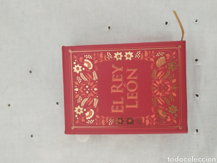 Coleccionismo: Libro en miniatura el rey le&oacute;n - Foto 12