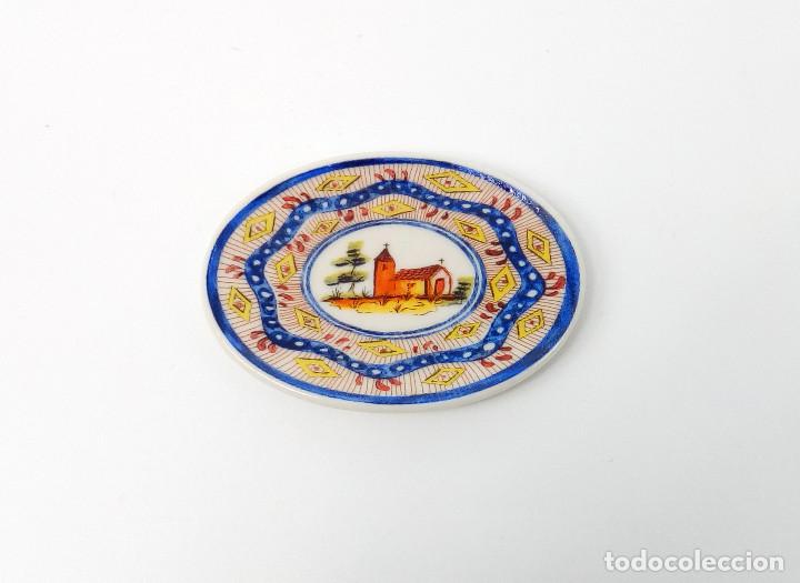 Coleccionismo: Fuente de cer&aacute;mica miniatura (n&ordm; 6)