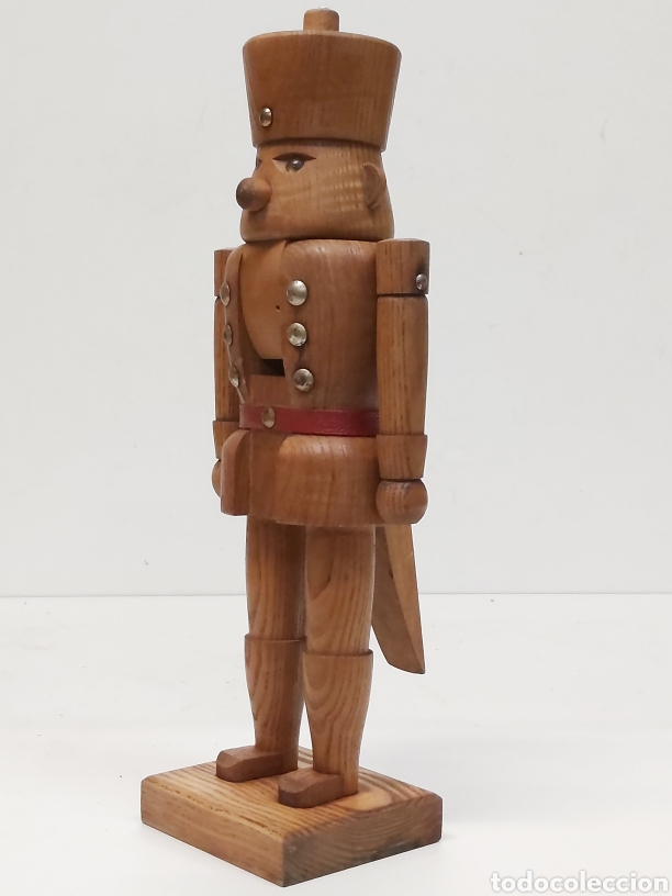 Coleccionismo: Cascanueces Soldado madera Casta&ntilde;o - Foto 4