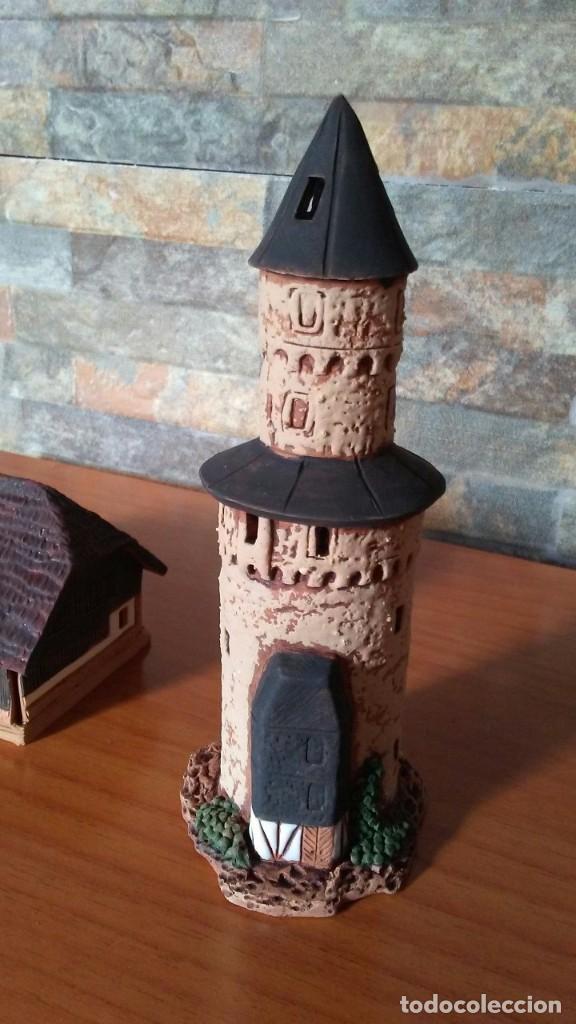 Coleccionismo: 7 CASITAS DE ARCILLA ESMALTADAS MIDEN&Eacute; - Foto 16