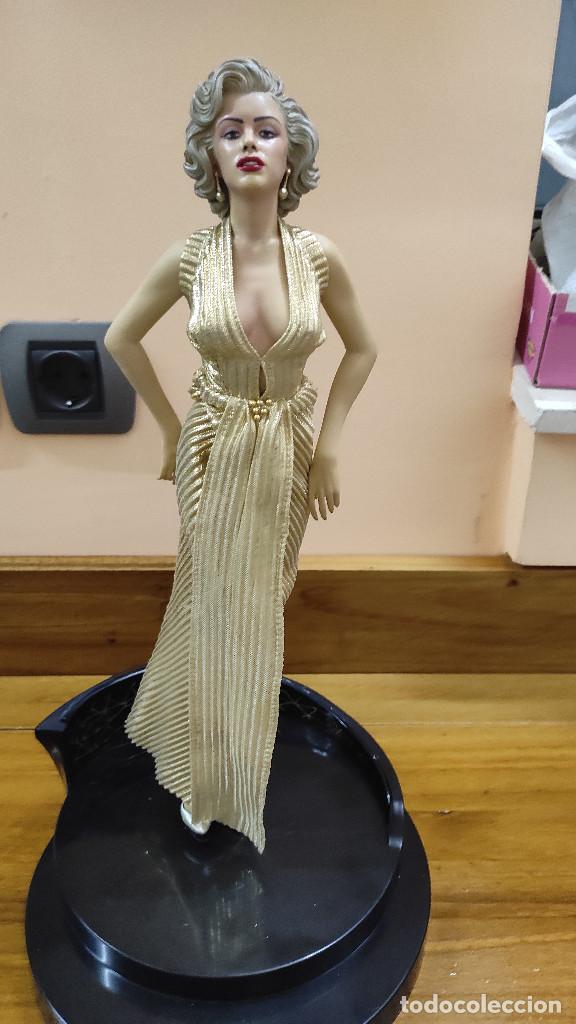 Coleccionismo: marilyn monroe de 40 cm con caja - Foto 9