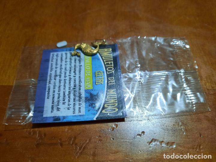 Colecionismo: CABALLITO DE MAR. AMULETOS DEL MUNDO. SIN ABRIR. PRECINTADO. PEQUE&Ntilde;O FORMATO. PARA HACER COLGANTE