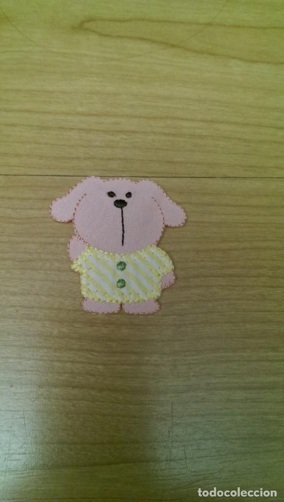 Colecionismo: APLICACI&Oacute;N DE TELA BORDADA TERMOADHESIVA &laquo;PERRITO ROSA&raquo;