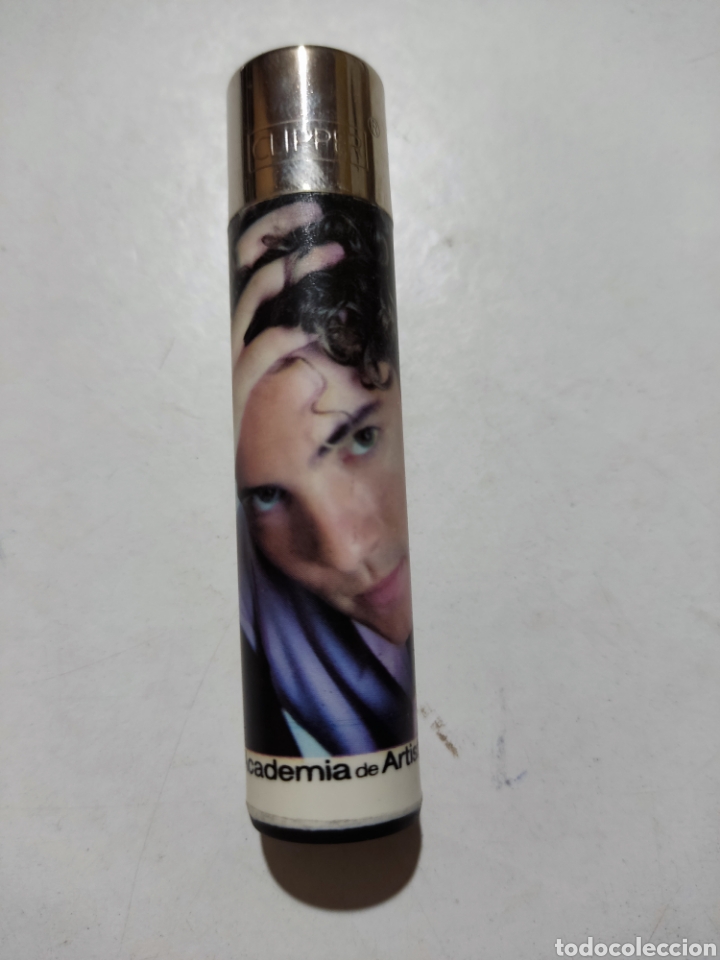 Coleccionismo: Mechero Clipper academia de artistas Bisbal