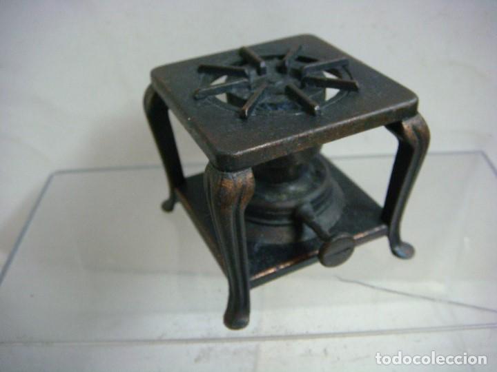 Coleccionismo: SACAPUNTAS FIGURA DE UN HORNILLO-CAJ-B-N&ordm;-139