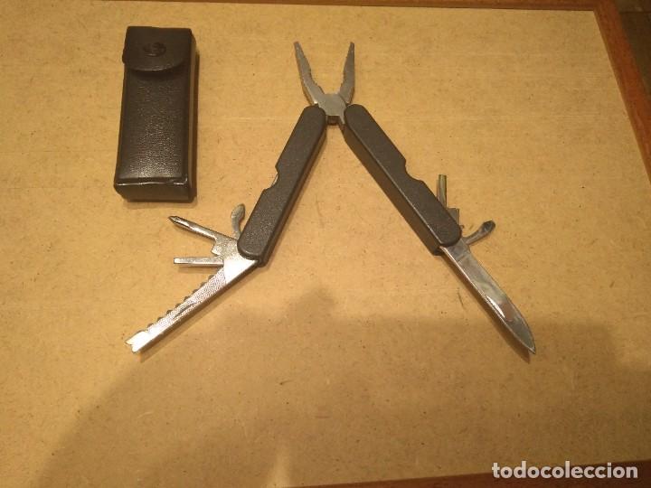 Coleccionismo: Lote 839. Navaja multiusos, con alicates, y funda - Foto 1