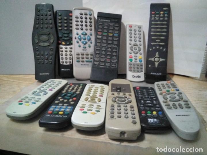 Coleccionismo: LOTE DE ANTIGUOS MANDOS