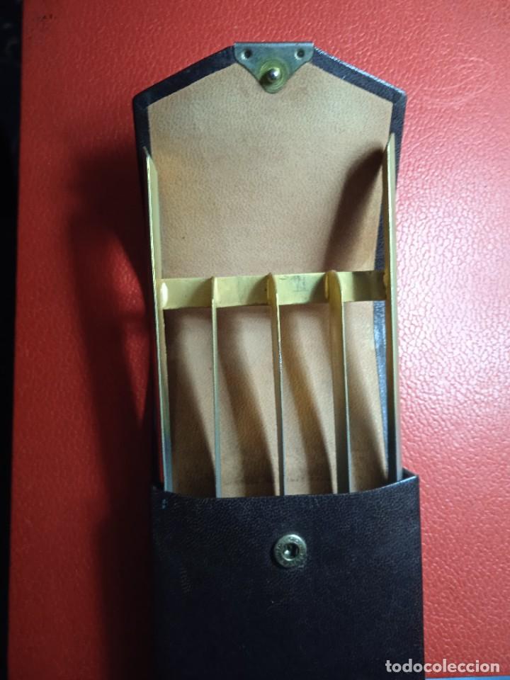 Coleccionismo: PITILLERA DE PIEL PARA 4 PUROS. - Foto 1