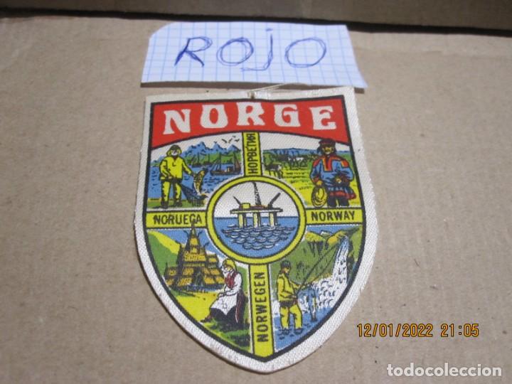 Collecting: PARCHE DE TELA NORUEGA