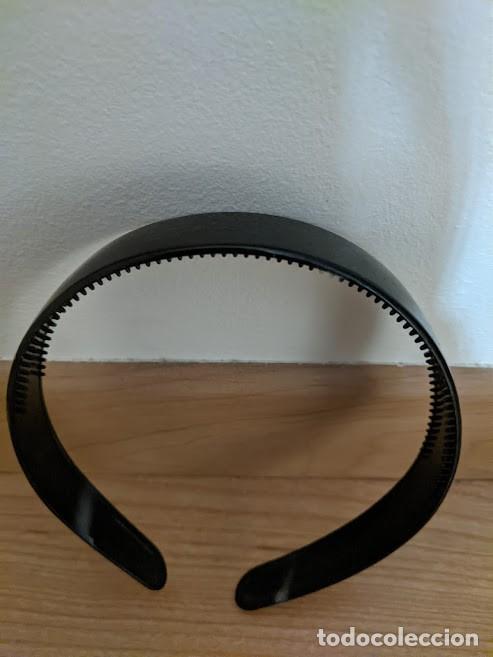 Sammeln: DIADEMA NEGRA PL&Aacute;STICO